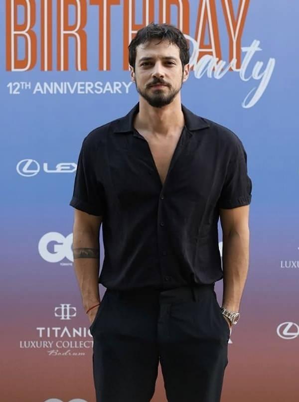<p><span style="color:#000000"><strong>Zaman atlamasının gerçekleşeceği yapıma "Orhan Bey" karakteriyle Mert Yazıcıoğlu dahil olacak. </strong></span></p>
