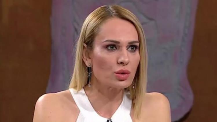 <p><span style="color:#000000"><strong>TV8 ekranlarının reyting rekortmeni yarışma programı "Survivor Türkiye", her yıl birbirinden iddialı yarışmacılarla izleyenlere heyecan dolu dakikalar yaşatıyor. Survivor denilince akla gelen isimlerden biri olan ve her sezon yarışmada olup olmayacağı merak edilen Nagihan Karadere ise hem karakteri hem de performansıyla sık sık gündeme geliyor.</strong></span></p>