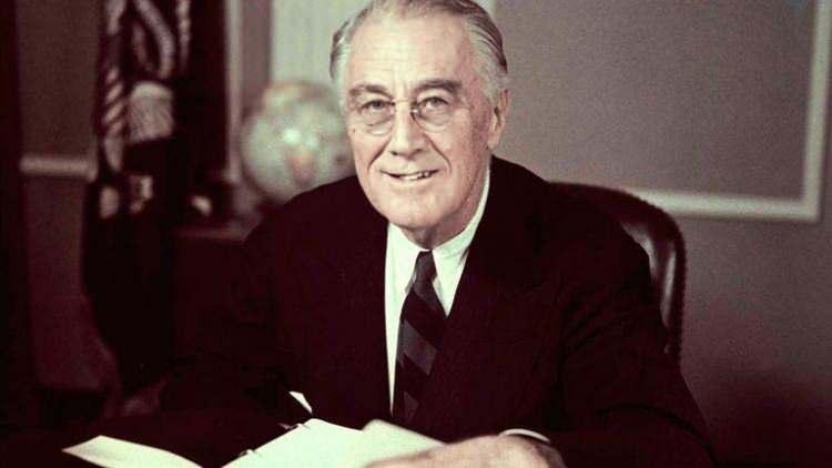 <p><strong><span style="color:#B22222">FRANKLIN D ROOSEVELT </span> |  12 YIL</strong></p>

<p> </p>

<p><strong>|  Eski Amerika Birleşik Devletleri Başkanı</strong></p>
