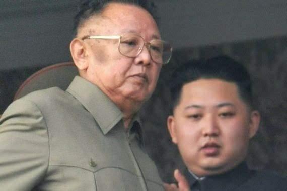 <p><strong><span style="color:#B22222">KIM JONG II </span> |  17 YIL</strong></p>

<p> </p>

<p><strong>|  Eski Kuzey Kore lideri</strong></p>
