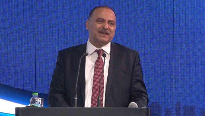 <p>Bu süreçte de yapılması gereken her şeyin titizlikle yapıldı. Tüm tespitler yapıldıktan sonra USOM'un hamlesiyle Ankara Cumhuriyet Başsavcılığı tarafından soruşturma başlatıldı. BTK'nın elde edilen delilleri savcılıkla paylaştı. Bu denetimlerin ardından sahte kimlikle üretilen bu e-imzaların iptal edildi. </p>
