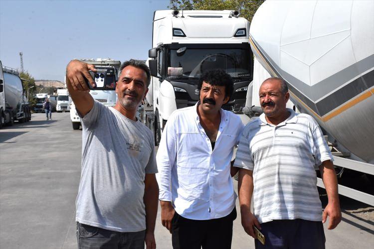 <p>Tunç, tedavi gördüğü hastanede 3 Mart 2013'te hayatını kaybeden Gürses'in hatıralarını ona benzerliğiyle yaşatmaya çalışıyor.</p>
