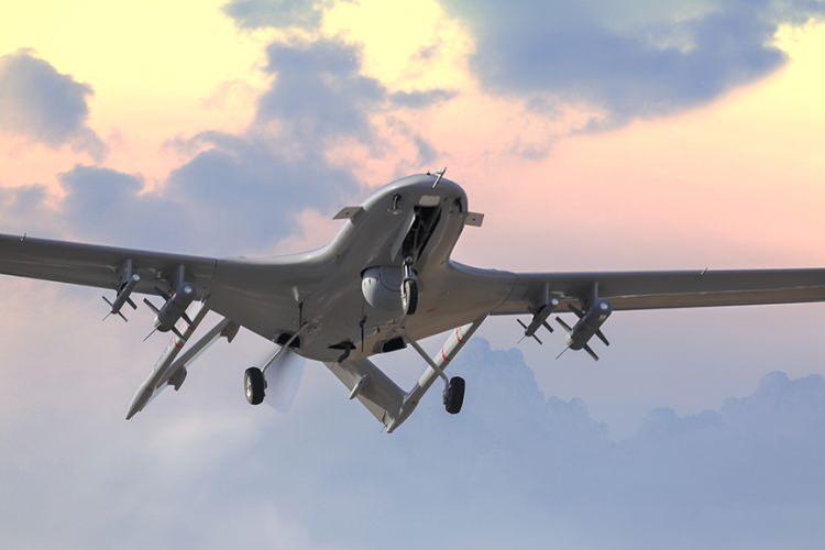 <p>- Bu, 16.000 feet operasyonel irtifaya sahip olan önceki TB2'ye göre önemli bir gelişme. Japonya, geliştirilmiş dronları satın almayı tercih edebilir.</p>

<p> </p>
