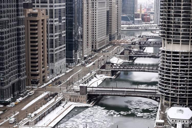<p>Chicago, ABD – 79 US AQI</p>

<p> </p>
