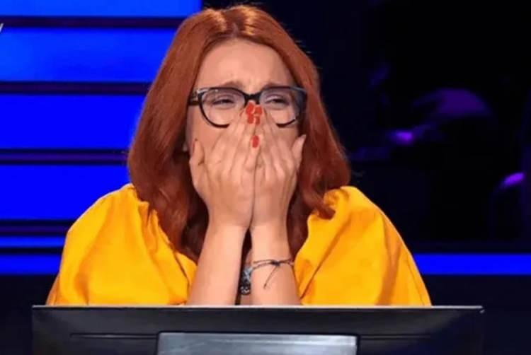 <p>Sunuculuğunu Oktay Kaynarca’nın sunduğu Kim Milyoner Olmak ister yarışmasında duygusal anlar yaşandı. </p>
