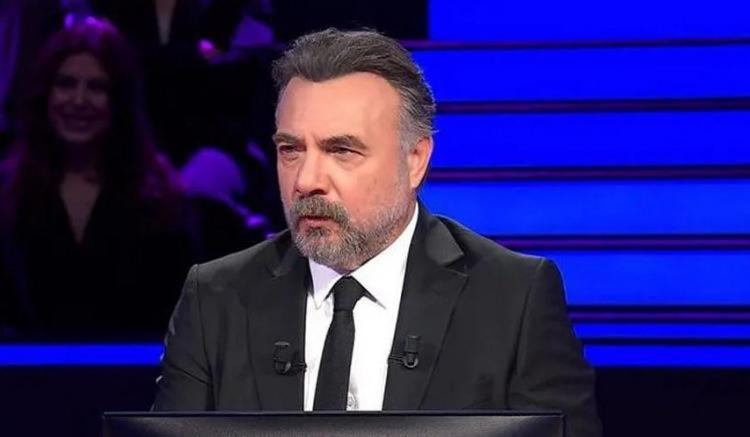 <p>SOSYAL MEDYADA TAKDİR TOPLADI</p>

<p>Birçok kullanıcı, Oktay Kaynarca’nın bu davranışını övgü dolu sözlerle paylaştı. Oktay Kaynarca için sosyal medyada "Helal olsun", "Çok takdir ettim" yorumları yapıldı. </p>
