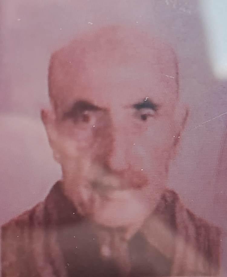 <p>Aynı odadaki koltukta ise eşi Hasan Tahsin Özkağnıcı’nın cesediyle karşılaştı.</p>
