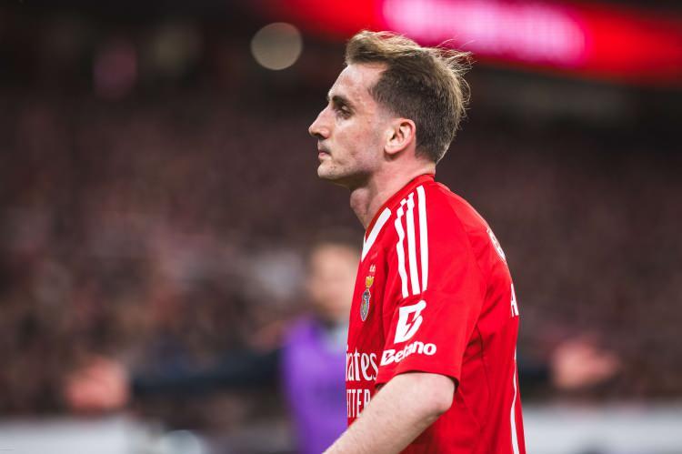<p>O futbolculardan biri de SL Benfica'da oynayan milli yıldız Kerem Aktürkoğlu'ydu.</p>
