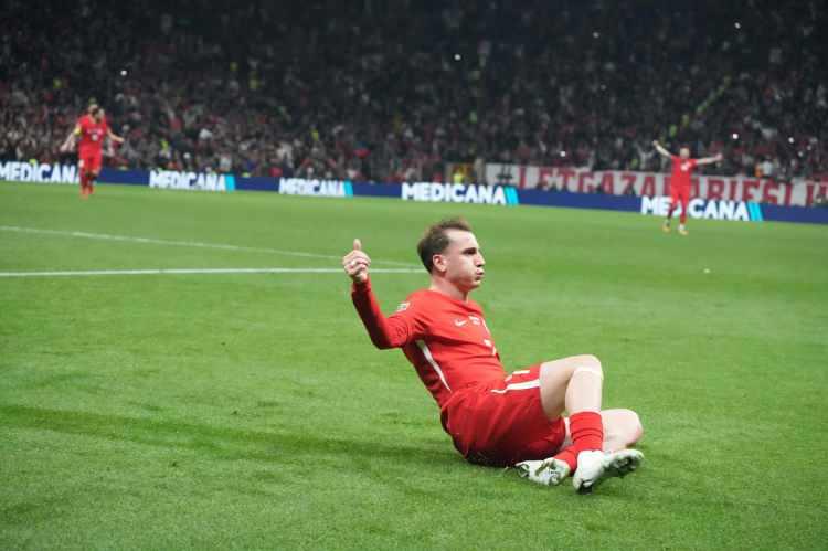 <p>Alman futbol takip ve analiz sitesi Transfermarkt'e göre, Kerem Aktürkoğlu'nun güncel piyasa değeri 24 milyon euro civarında.</p>
