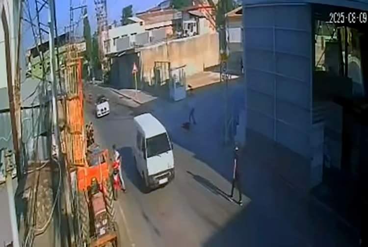 <p>Hasan Alpaltun’un 6 erkek çocuğu, iddiaya göre kadınların mirasta haklarının olmadığını belirterek tarlaların devrini almak istedi. </p>