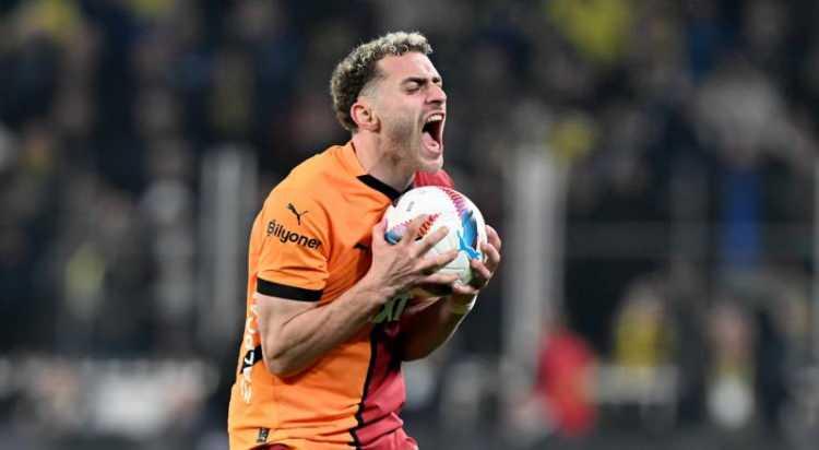 <p>Galatasaray, Avrupa kulüplerinin yanı sıra Suudi Arabistan takımı Neom SC'nin ilgilendiği Barış Alper Yılmaz için 40 milyon euro talep ediyor.<br />
<br />
(FANATİK)</p>