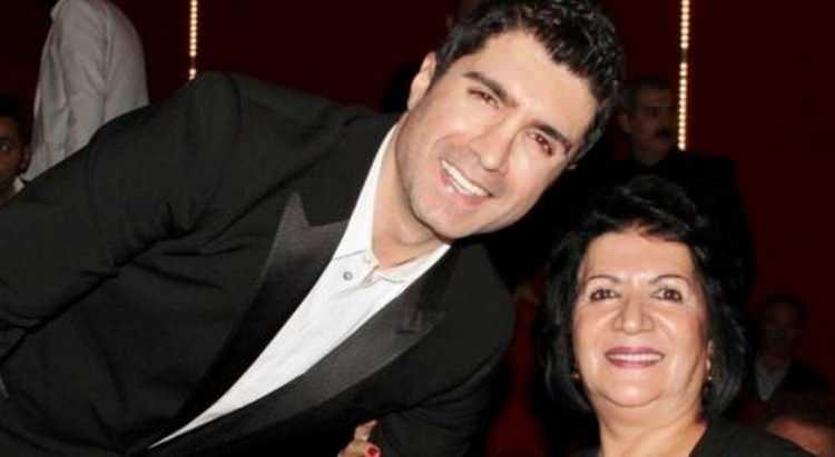 <p>Günlerdir ailesiyle yaşadığı polemik ile gündeme gelen Özcan Deniz'den sonra annesi Kadriye Deniz, kavganın perde arkasında yaşananları ilk kez anlattı.</p>
