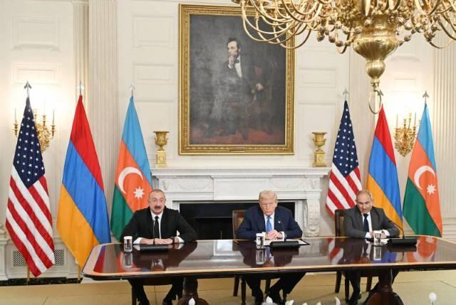 <p><strong>ÜÇÜNCÜ DEVLETLERİN MÜDAHALESİ KONUSU</strong></p>

<p><strong>Madde 7 -</strong> Taraflar, ortak sınırları boyunca üçüncü bir tarafın kuvvetlerini konuşlandırmayacaktır. Taraflar, ortak sınırlarının belirlenmesi ve ardından işaretlenmesi süreci tamamlanana kadar, sınır bölgelerinde güvenlik ve istikrarı sağlamak amacıyla, askeri alan da dahil olmak üzere, karşılıklı olarak üzerinde anlaşılmış güvenlik ve güven artırıcı tedbirleri uygulayacaktır.</p>
