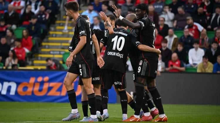 <p>Siyah-beyazlılar daha önce Şampiyon Kulüpler Kupası'nda 1986-1987 sezonunda, 2002-2003'te UEFA Kupası'nda, 2016-2017 sezonunda ise UEFA Avrupa Ligi'nde çeyrek finale yükselme başarısı göstermişti.</p>
