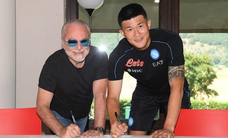 <p>9- Kim Min Jae <br />
<br />
* Fenerbahçe > Napoli<br />
<br />
* 19 milyon euro / 2022-23</p>
