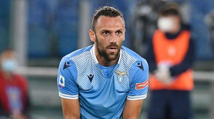 <p>6- Vedat Muriqi <br />
<br />
* Fenerbahçe > Lazio<br />
<br />
* 21 milyon euro / 2020-21</p>
