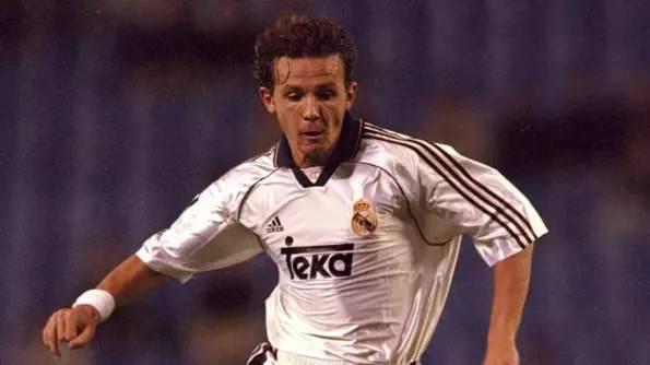 <p>5- Elvir Baljic<br />
<br />
* Fenerbahçe > Real Madrid<br />
<br />
* 21 milyon euro / 1999-00</p>
