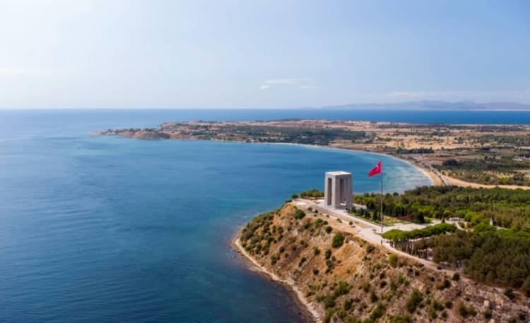 <p><span style="color:#B22222"><strong>ÇANAKKALE</strong></span></p>

<p> </p>

<p>Kadınlarda ortalama yaşam süresi: 81,9</p>

<p>Erkeklerde ortalama yaşam süresi: 75,6</p>

<p>Ortalama: 78,7</p>
