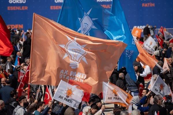 <p>AK Parti’ye şimdiye kadar Konya,</p>

<p>Aydın,</p>

<p>Ordu,</p>

<p>Samsun,</p>

<p>Gaziantep,</p>

<p>Şanlıurfa,</p>

<p>Trabzon,</p>

<p>Manisa,</p>

<p>Yalova,</p>

<p>Çanakkale,</p>
