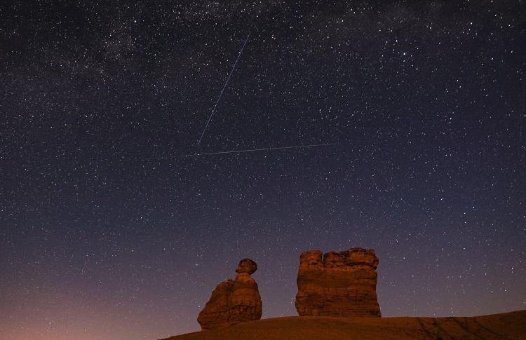 <p> İç Anadolu'nun zirvesi Erciyes'te "perseid meteor yağmuru" izleme etkinliği düzenlendi.</p>