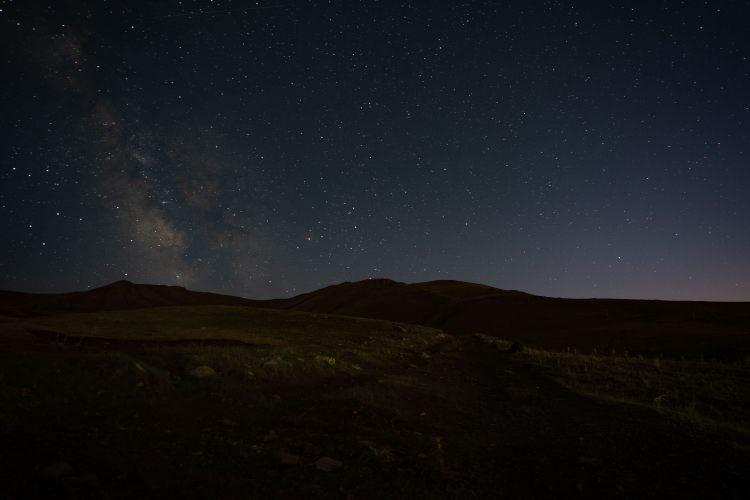 <p>ERZURUM</p>

<p>Türkiye'nin önemli kış turizm merkezlerinden birini barındıran Erzurum'daki 3 bin 271 metre rakımlı Palandöken Dağı'nda 'Perseid meteor yağmuru' gece saatlerinde uzun pozlama ve farklı ışıklandırma teknikleriyle görüntülendi.</p>

<p> </p>

