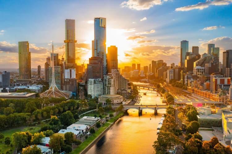 <p><strong><span style="color:#B22222">2)  MELBOURNE </span> |  AVUSTRALYA</strong></p>
