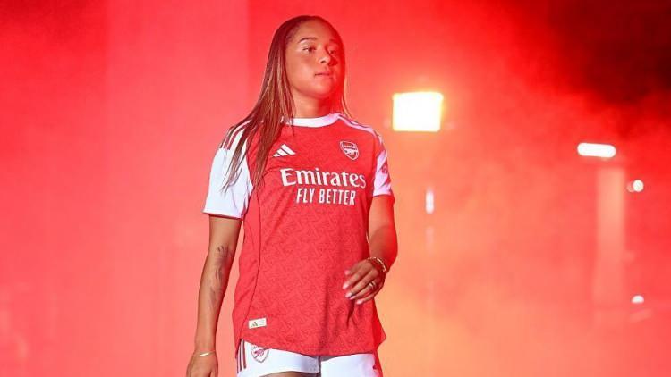 <p>20 yaşındaki Oliva Smith, 2023 yılında Portekiz ekibi Sporting forması ile 28 maça çıkıp 16 gol attı.</p>