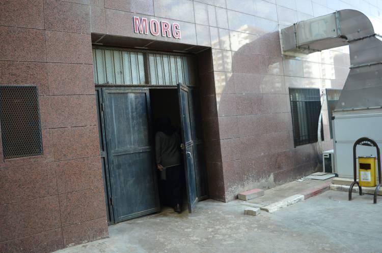 <p>Zeynep’in cenazesi otopsi işlemleri için Mardin Eğitim ve Araştırma Hastanesi morguna götürüldü.</p>
