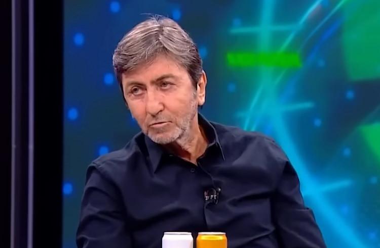 <p>HT Spor ekranlarında yorumlarını yapan Rıdvan Dilmen, hakemin maçın sonuna eklediği uzatma dakikasına da değindi.</p>