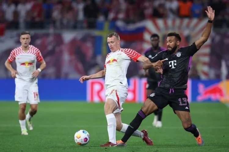 <p><strong>BUNDESLİGA'DAN YILDIZ İSİM!</strong></p>
<p> </p>
<p>Stoper ikilisi Gabriel Paulista ve Felix Uduokhai için tekliflere açık olan Beşiktaş, bu bölgeye kaliteyi yükseltecek bir isim arayışında.</p>