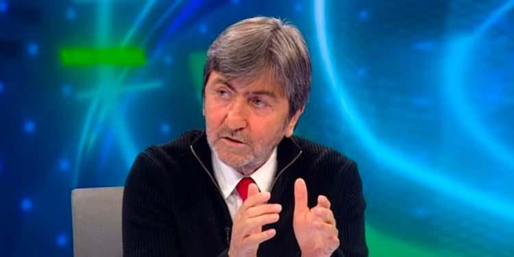 <p>Galatasaray'ın geçtiğimiz sezonki Avrupa kupaları performansı için Dilmen, "Galatasaray geçen yıl Avrupa Ligi'nde iddia ediyorum Lemina-Torreira-Sara, yani sezon sonundaki 11'iyle olsaydı sahada, Bodo'nun yerine olabilirdi Avrupa'da." ifadelerini kullandı.</p>