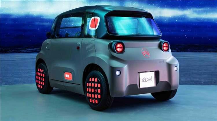 <p>Versiyonu: 6 kW Elektrik Motor. Donanımı: Yeni Ami Buggy. Fiyatı: 579.900 TL. Kampanyalı Fiyatı: 539.900 TL.</p>