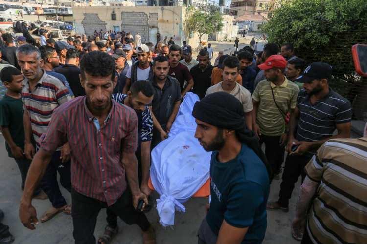 <p>İsrail'in topyekün Gazze işgali başlamadan önce Hamas'ın silah bırakması konusunda ikna edilmeye çalışacağı belirtiliyor.</p>