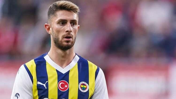 <p><strong>3- İSMAİL YÜKSEK</strong></p>

<p> </p>

<p>Milli yıldız İsmail Yüksek de Jose Mourinho ile yıldızı bir türlü barışmayan isimlerden... </p>
