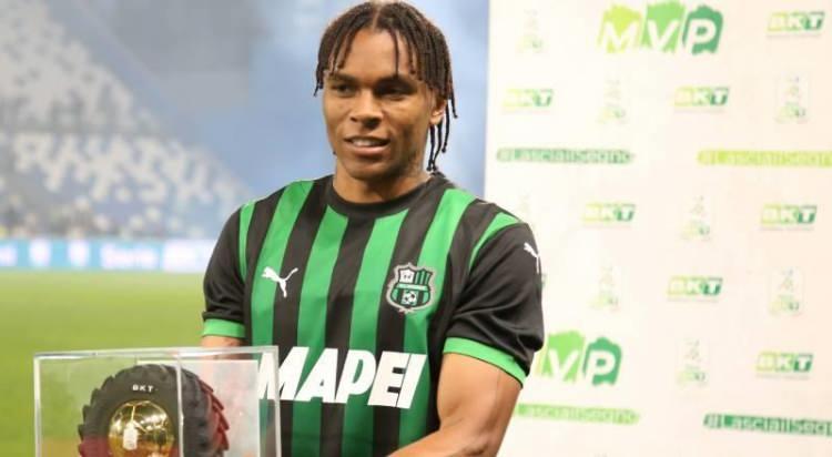 <p>Beşiktaş, Sassuolo'nun Fransız yıldızı için geri sayımda.<br />
<br />
Lauriente'nin menajeri, İstanbul'a gelmek için Beşiktaş'tan haber bekliyor.<br />
<br />
(TAKVİM)</p>