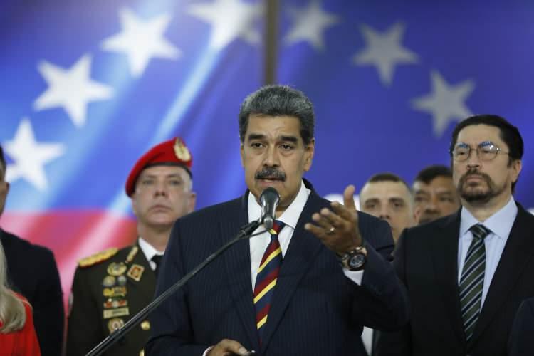 <p>Venezuelalı başkan Nicolás Maduro, Güney Amerikalı liderlerin en düşük maaşlarından birine sahip olabilir, ancak yaklaşık 2 milyon dolarlık (1.6 milyon sterlin) bir servet olduğu tahmin ediliyor, bazılarıysa toplam servetini çok daha yüksek olarak belirliyor. </p>