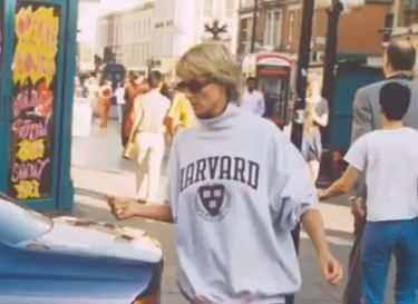 <p><span style="color:inherit">Prenses Diana, Londra'da, 1997.</span></p>
<p> </p>