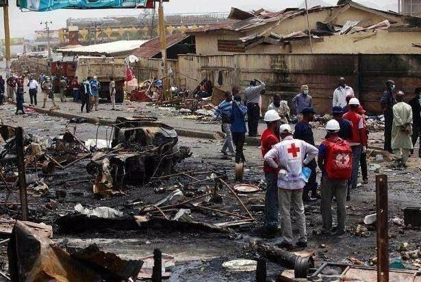 <p>8 Ocak | Boko Haram Nijerya'da Katliam Yaptı: 2000'den Fazla Ölü (2015)</p>
