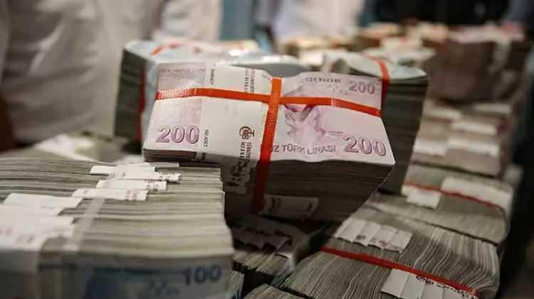 <p>2024 yılına ilişkin vergi rekortmenleri listesi paylaşıldı. </p>
<p> </p>