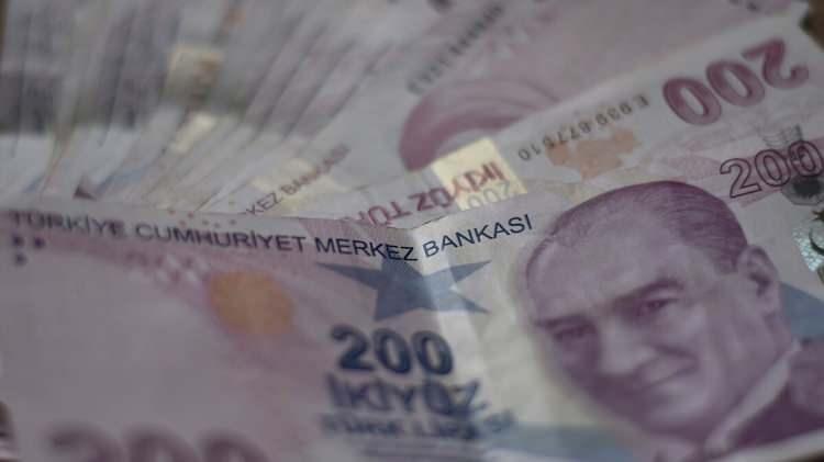 <p><strong>Aşçı </strong>- 46 bin 378 TL + 3 bin 659 TL > 50 bin 37 TL</p>