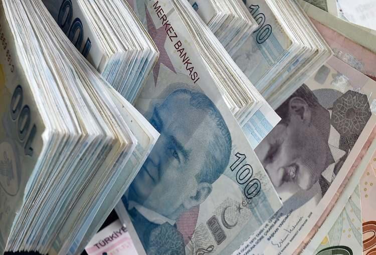 <p><strong>Memur -</strong> 48 bin 398 TL + 3 bin 818 TL > 51 bin 217 TL</p>
