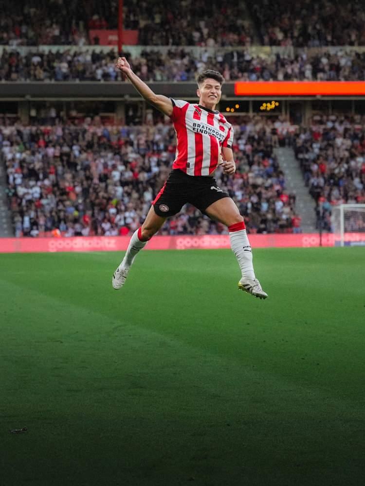 <p>PSV</p>
