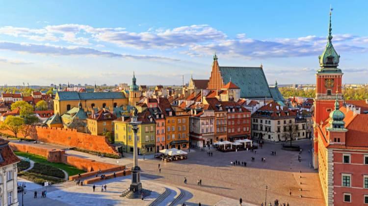 <p><span style="color:#B22222"><strong>11 - Polonya</strong></span></p>

<p> </p>

<p><br />
Açık İş İlanı Sayısı: 100 bin 647</p>
