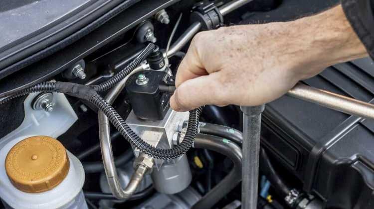<p>Japon otomobil şirketleri genelde çok fazla sorunla gündeme gelmez. Ancak otomobil pazarında yaşadığı zorluklarla adından söz ettiren Nissan, geri çağırma programına dahil ettiği otomobilleriyle bir kez daha saç baş yoldurdu.</p>

<p> </p>
