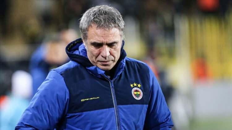 <p><span style="color:#B22222"><strong>4. Ersun Yanal – Fenerbahçe</strong></span></p>
