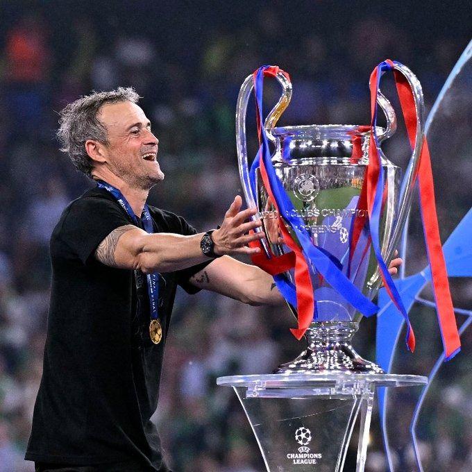 <p>PSG </p>
