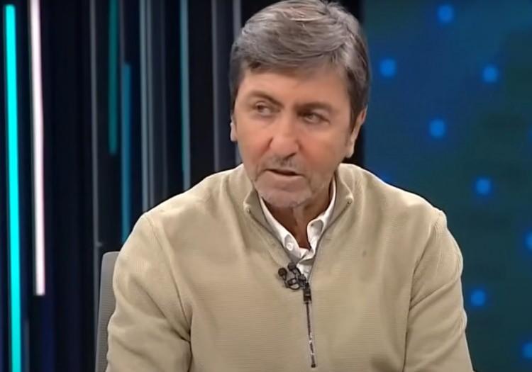 <p>Galatasaray'ın genel performansı üzerine konuşan Dilmen, <strong>"Oynama alışkanlığı çok önemli, çok değerli ve önemli bir kadrosu var Galatasaray'ın. Bu sene de Sané takviyeli. Sané, turnuvadan dolayı geç katıldı, ilk 1-2 haftada koordinasyon problemi gördük. Ama bugün çok daha farklı, oturmuş, topla ilişkisi daha iyi haldeydi." </strong>şeklinde konuştu.</p>
