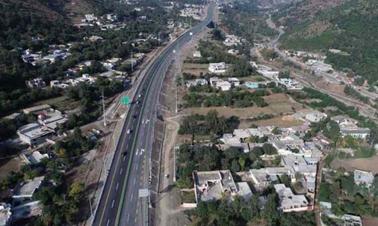 <p>Pakistan → 120 km/h</p>
<p> </p>
