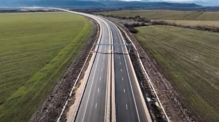 <p>Bulgaristan → 140 km/h</p>

<p> </p>
