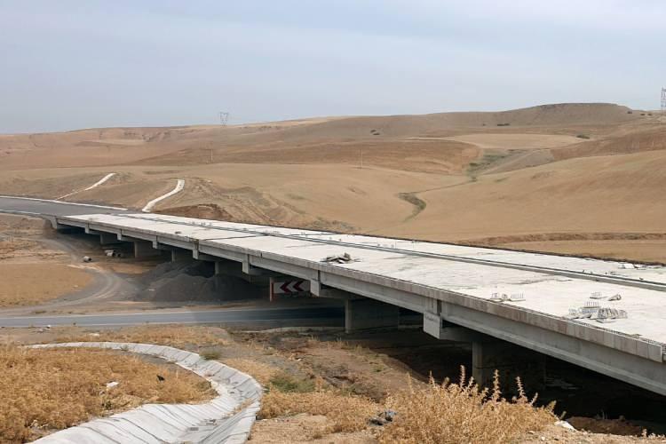 <p>Cezayir → 120 km/h</p>
<p> </p>
<p> </p>
<p> </p>
<p><em>Derleme: ekonomim.com</em></p>
<p> </p>